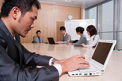 爆衣地牢探索游戏 《地下城追踪者》开启惊喜测试